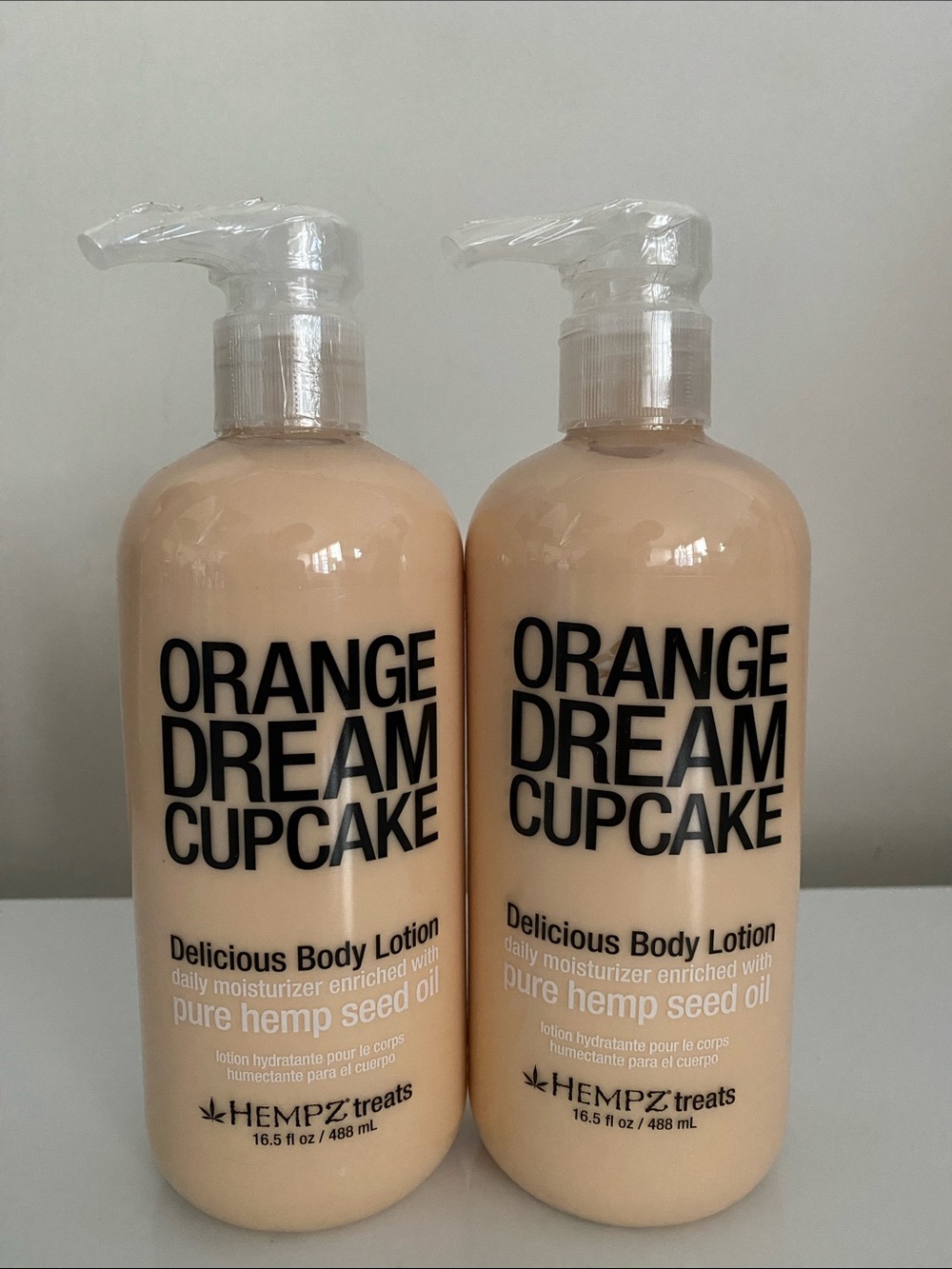 Hempz Orange Dream Cupcake Body Lotion X2 full size bottles Rare